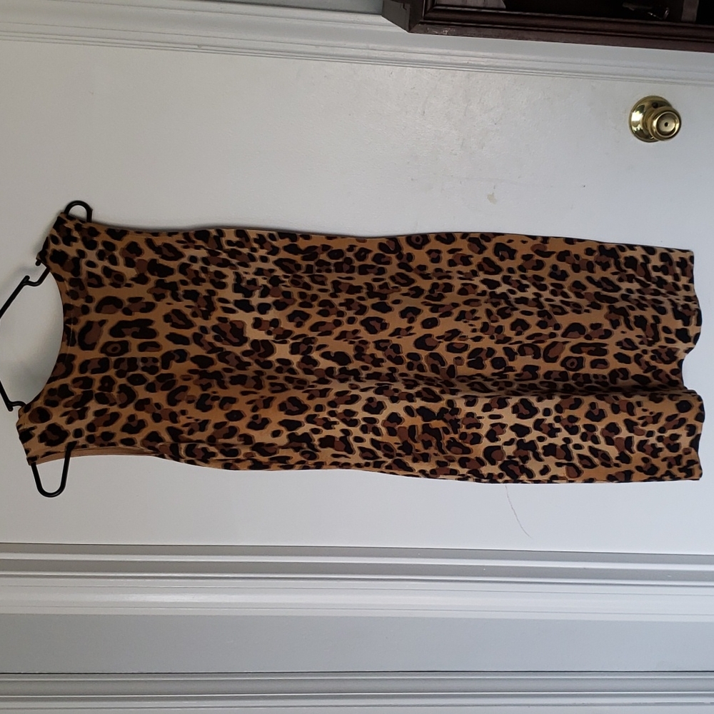 Womans Dress - Picture 2 of 5